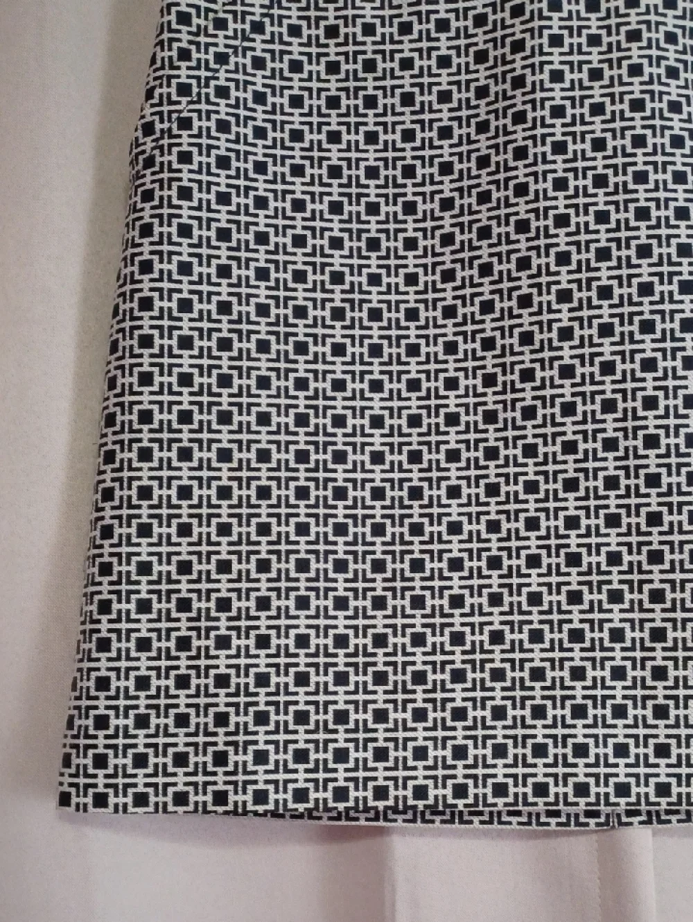 Banana Republic Silk Cotton Blend Geometric Mini Skirt Size 2 Pockets Preppy Mod